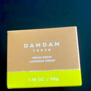 DAMDAM Tokyo Mochi Mochi Luminous Plumping Moisturizer!! Brand New!!